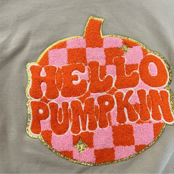 Gildan Heavy Blend Cream Sweatshirt - Picture 2 of 3